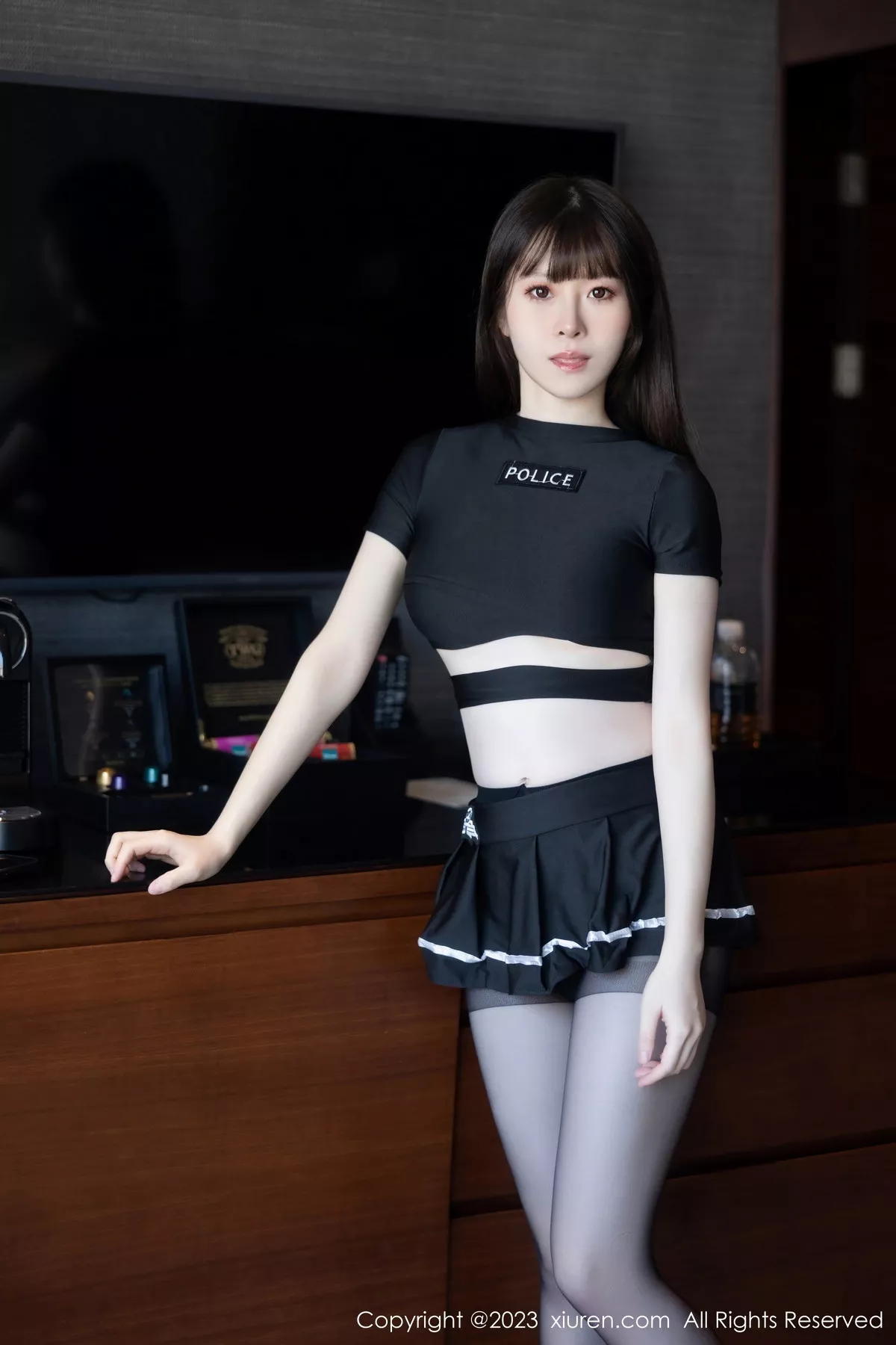 [XiuRen秀人网]第7637期林悠悠写真-秀人资源网